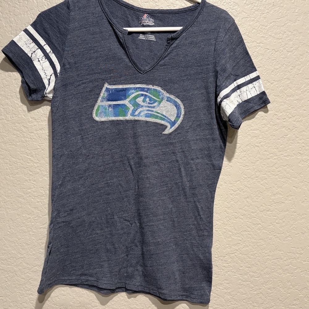 Majestic Seattle Seahawks Blue V-Neck Graphic T-Shirt Women's Size L